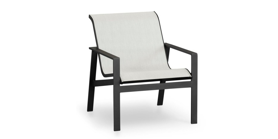 Outdoor Bassett | Walker Outdoor Lounge Chair