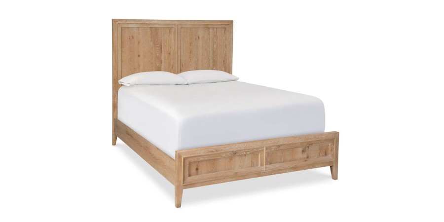 Bedroom Bassett | Courtland Panel Bed