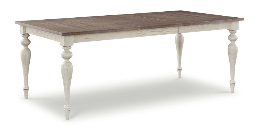 Dining Bassett | Amelia Oak Dining Table