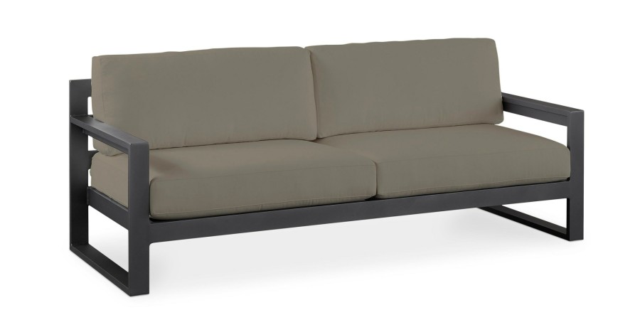 Outdoor Bassett | Bonavista Outdoor Track Arm Sofa