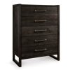 Bedroom Bassett | Braddock Chest