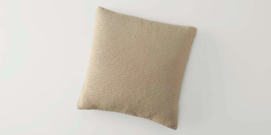 Bedding Bassett | Nicole Square Pillow