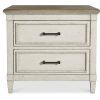 Bedroom Bassett | Bella Nightstand