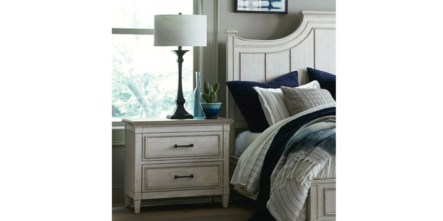 Bedroom Bassett | Bella Nightstand