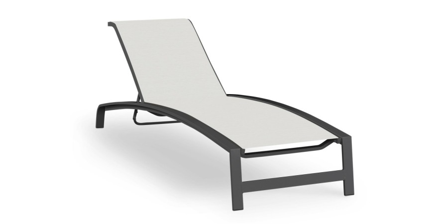 Outdoor Bassett | Walker Outdoor Chaise Lounge