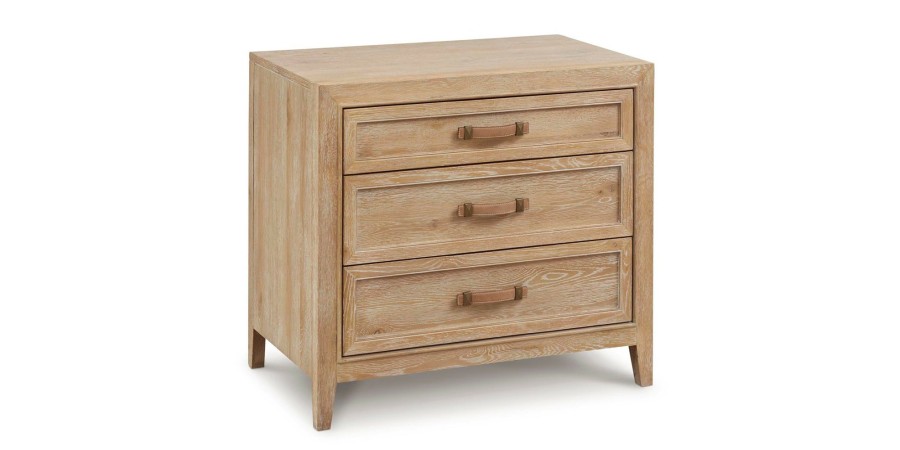 Bedroom Bassett | Courtland 3 Drawer Nightstand