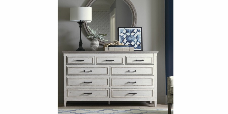 Bedroom Bassett | Bella Dresser