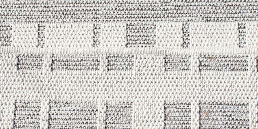 Outdoor Bassett | Gingham Indoor + Outdoor Rug