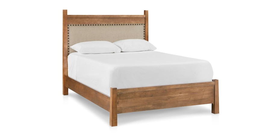 Bedroom Bassett | Heritage Upholstered Bed