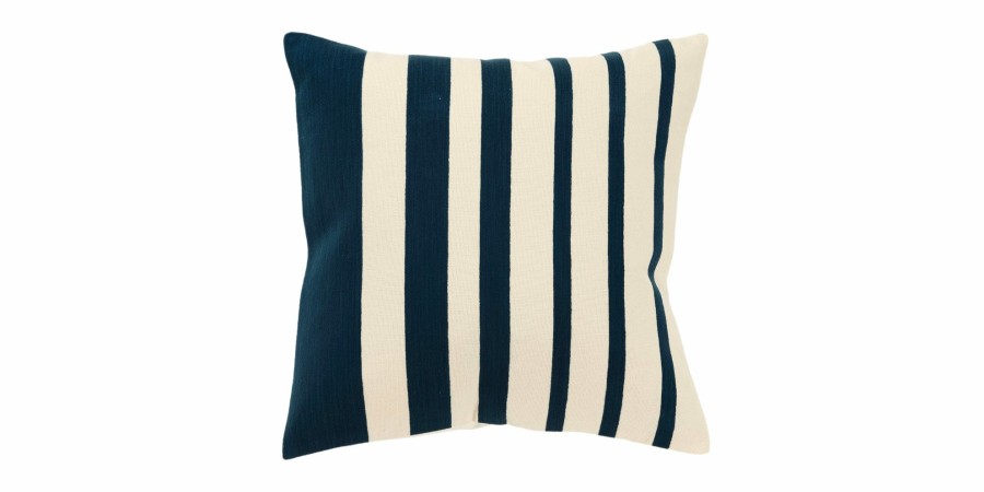 Home Decor Bassett | Casey Pillow